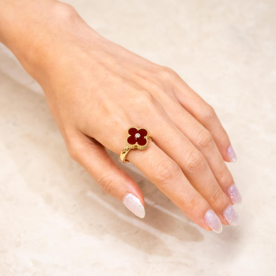 แหวน Van Cleef & Arpels Vintage Alhambra Ring, Carnelian, Diamond 18K Yellow Gold Size 59# (Used) #vrvarHIT 7280