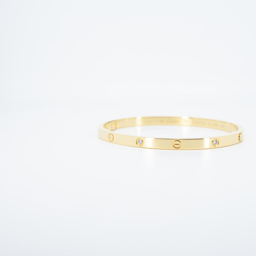 กำไลข้อมือ Cartier Love Bracelet, Small Model, 6 Diamonds 18K Yellow Gold Size 15# (Used) #vrcab 7370