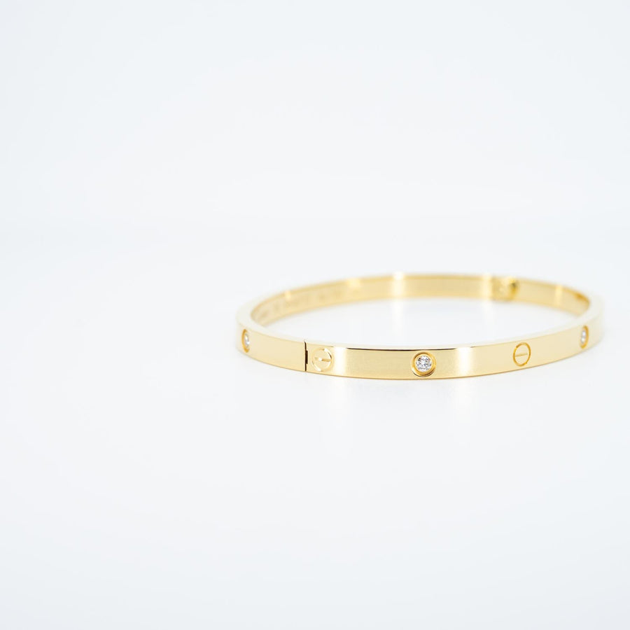 กำไลข้อมือ Cartier Love Bracelet, Small Model, 6 Diamonds 18K Yellow Gold Size 15# (Used) #vrcab 7370