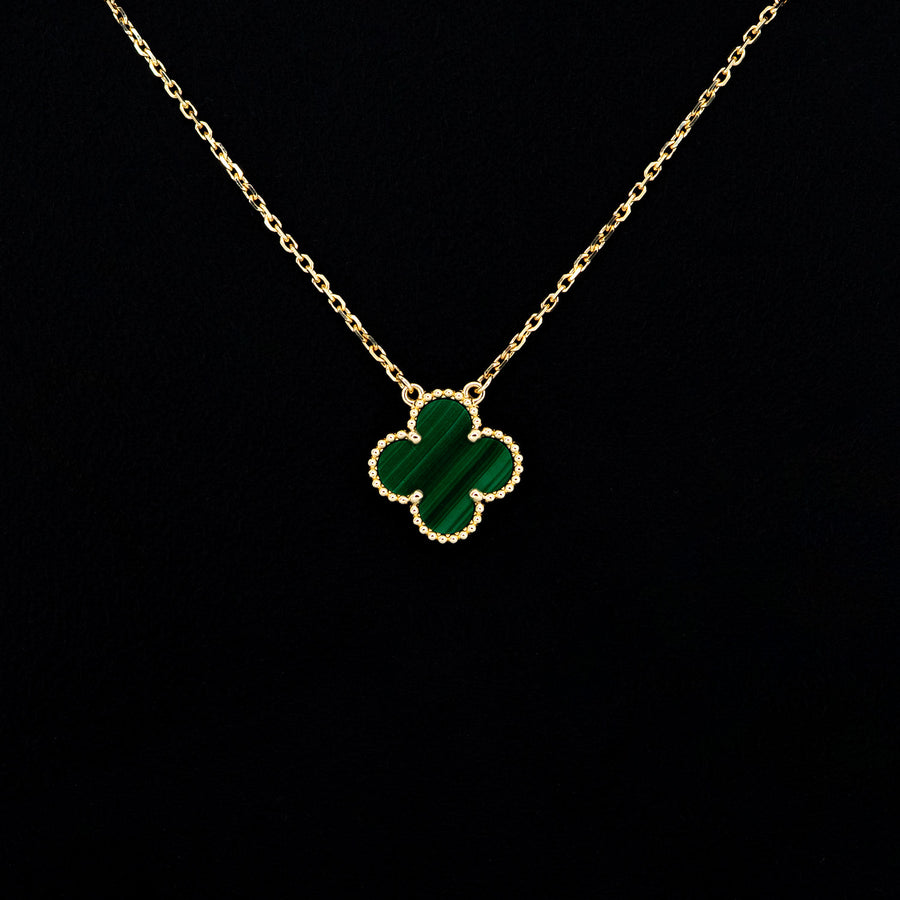 สร้อยและจี้ Van Cleef & Arpels Vintage Alhambra Pendant, Malachite 18K Yellow Gold Size 38-42cm.# (Used) #vrvanlimt 7384