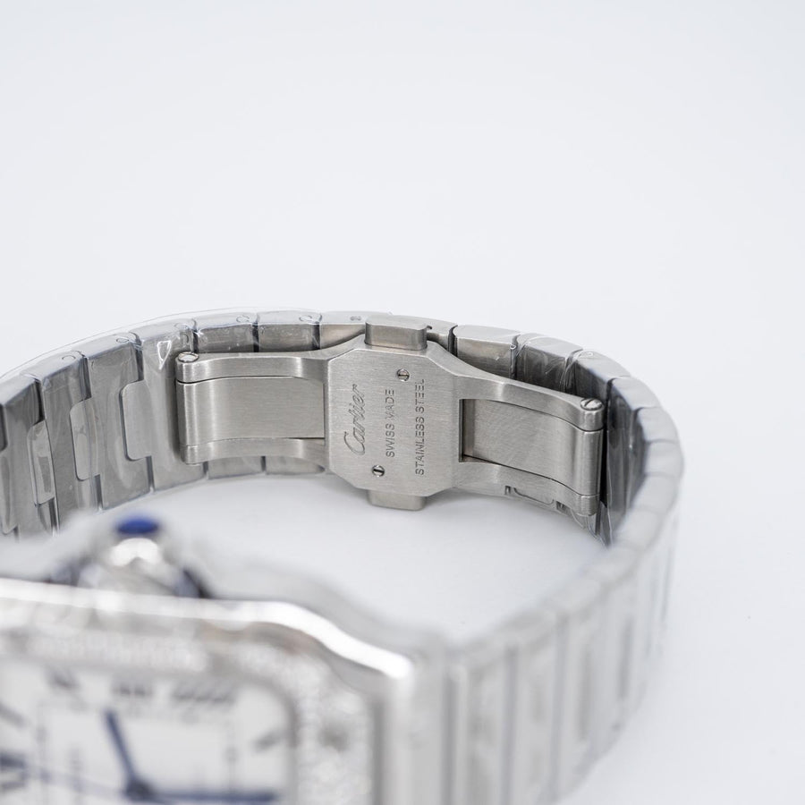 นาฬิกา Cartier Santos watch, medium model, mechanical movement with automatic winding, caliber 1847 MC. Steel case, steel bezel set with 206 brilliant-cut diamonds totaling 0.64 carats Stainless Steel Size M# (Used) #vrca 0957