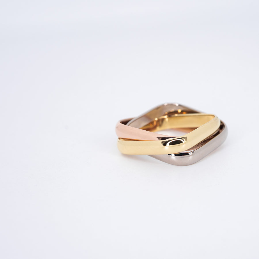 แหวน Cartier Trinity ring, cushion-shaped, classic model 18K 3 Colors Size 58# (Used) #vrcar 7392