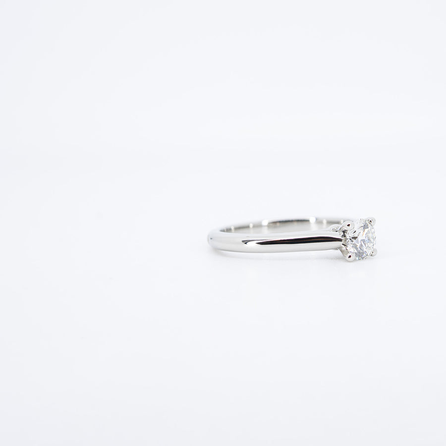 แหวน Cartier 1895 Solitaire ring 0.37ct G VVS2 Platinum950 Size 49# (Used) #vrca 0951