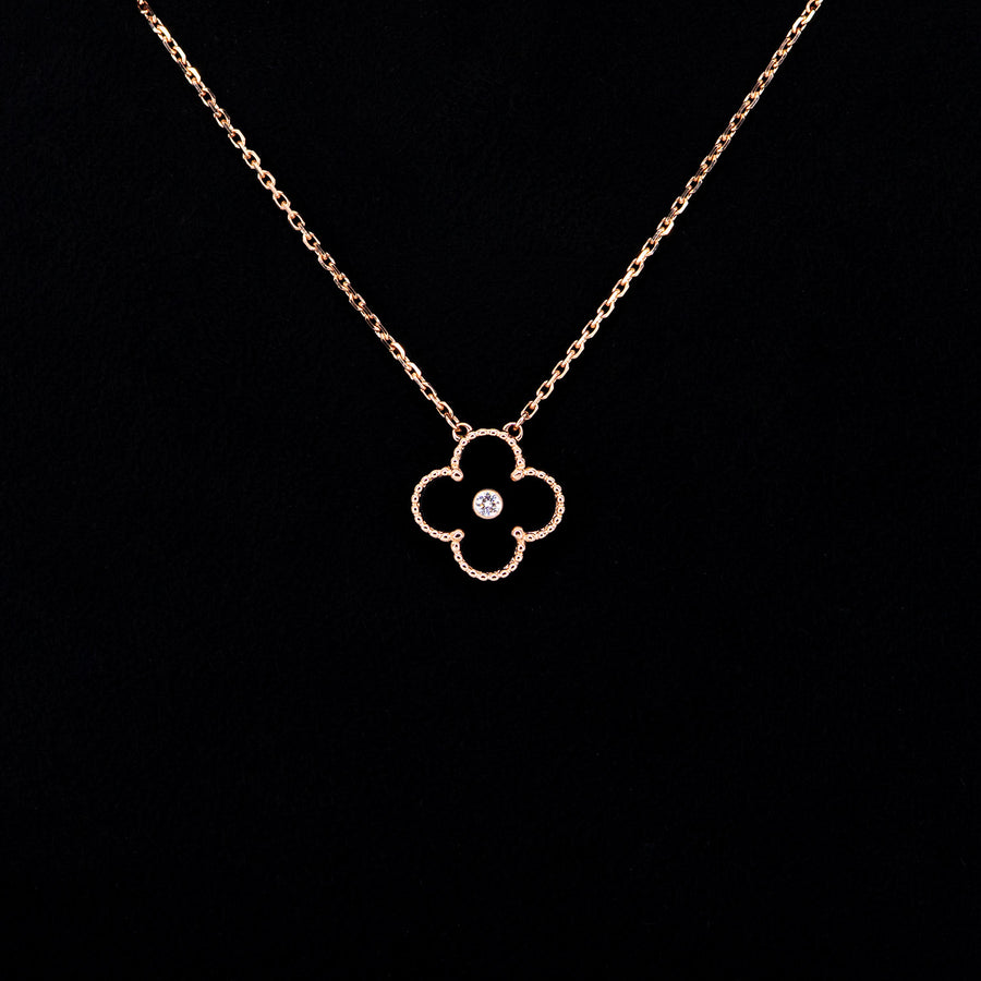 vrvanl 7448 24/09/25 Van Cleef &amp; Arpels Alhambra Holiday Pendant Necklace 2016 with Onyx, Diamonds, Limited Edition pg JE722152 10 DEC 2016 กล่องและการ์ด #T3