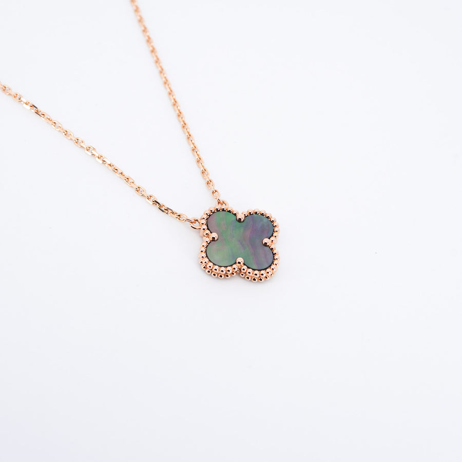 สร้อยและจี้ Van Cleef & Arpels Vintage Alhambra pendant, Mother-of-pearl 18K Rose Gold Size 36-40cm.# (Used) #vrvanl 7465