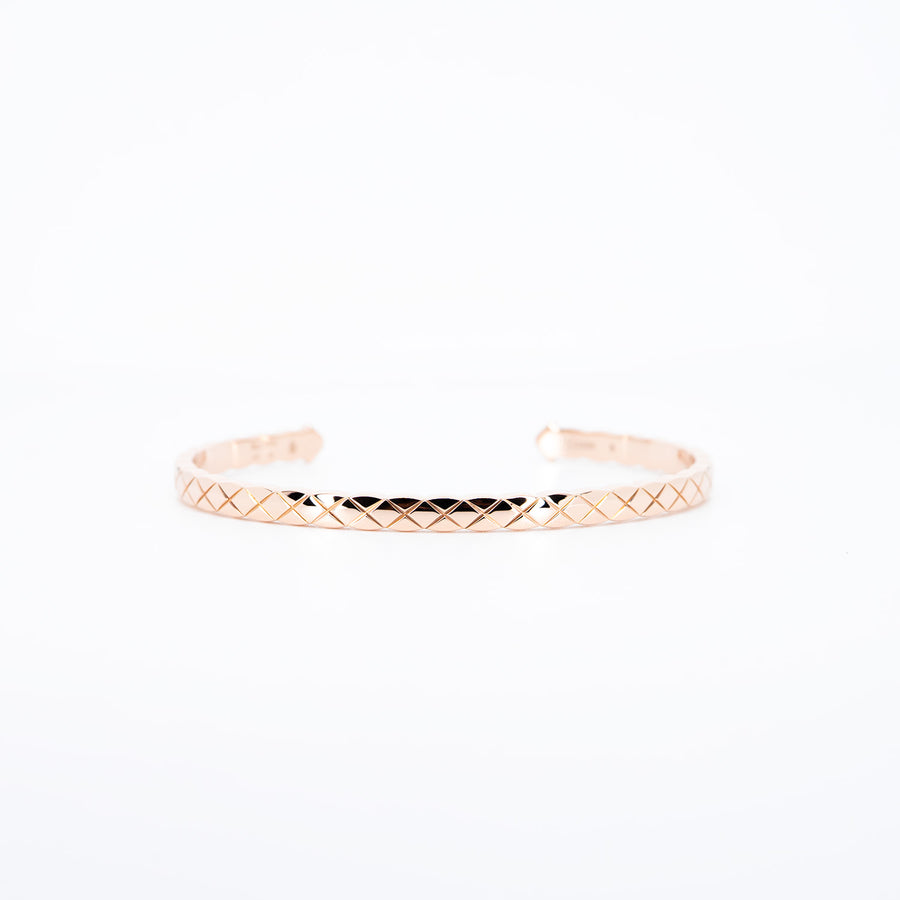 กำไลข้อมือ Chanel Coco Crush Cuff Bracelets Beige Gold Size S (16cm.)# (Used) #vrchb 7496
