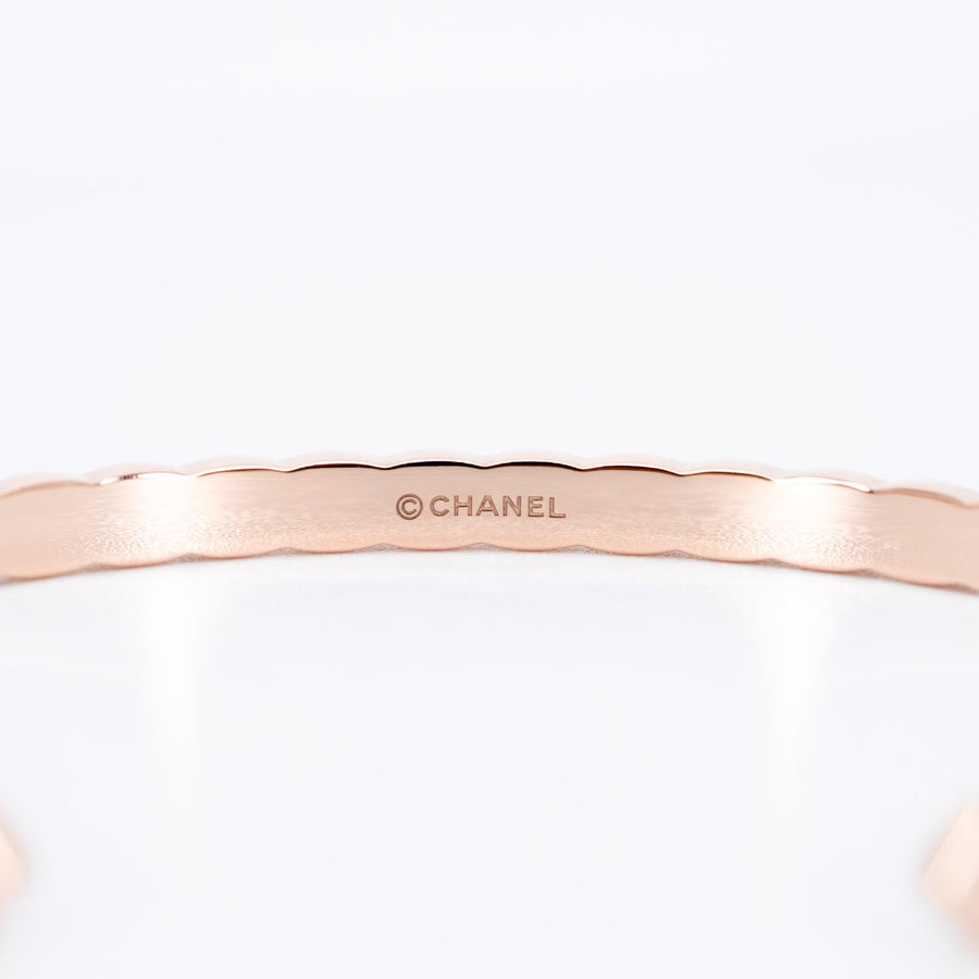 กำไลข้อมือ Chanel Coco Crush Cuff Bracelets Beige Gold Size S (16cm.)# (Used) #vrchb 7496