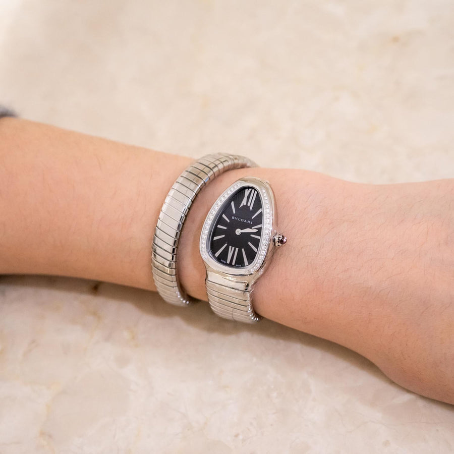 **Hold K.M**นาฬิกา Bvlgari Serpenti Tubogas single spiral watch with stainless steel case and bracelet, bezel set with brilliant-cut diamonds and black dial with guilloché soleil treatment Stainless Steel Size S# (Used) #vrbv 0984