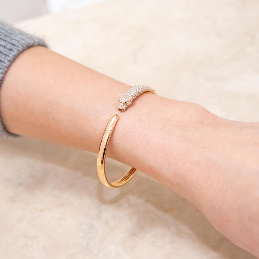 กำไลข้อมือ Cartier Panthere de Cartier bracelet, small model, half-paved 18K Rose Gold Size 17# (Used) #vrcaHIT 0992