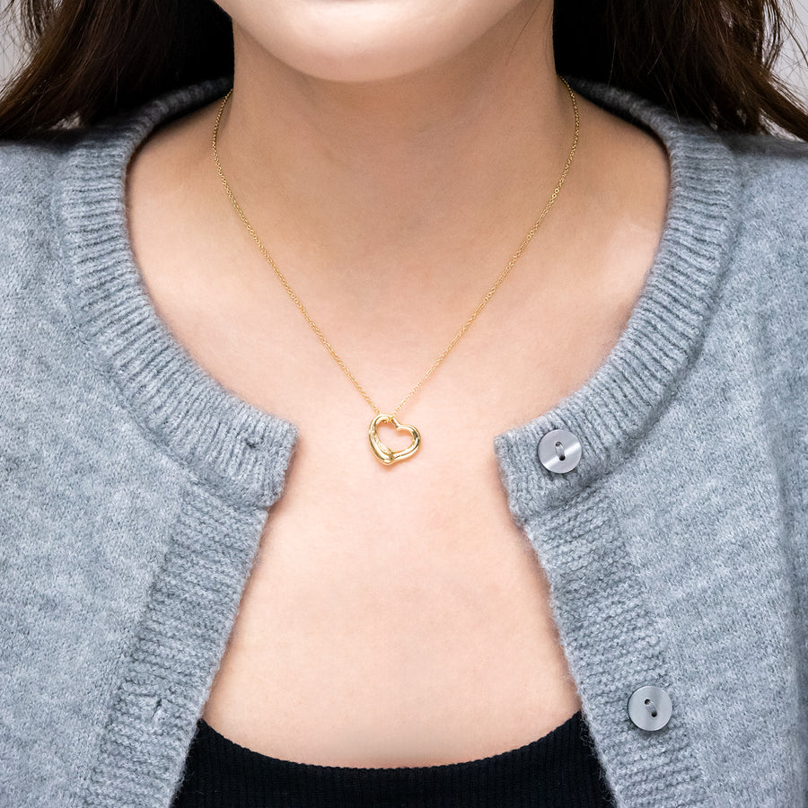 สร้อยและจี้ Tiffany & Co. Elsa Peretti Open Heart pendent with Diamonds and Necklace, 16 mm. wide 18K Yellow Gold Size 40.5cm.# (Used) #vrtinlim 7428