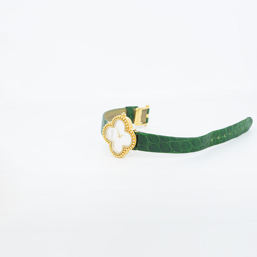 **hold k.aom**นาฬิกา Van Cleef & Arpels Alhambra Watch, Small Model, Mother-of-peal 18K Yellow Gold Size 26x26mm.# (Used) #vrvaw 7481