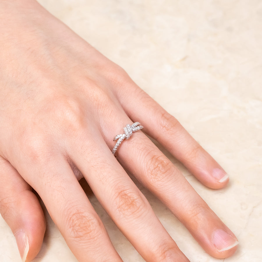 แหวน Tiffany & Co. Tiffany Knot Ring with Diamonds 0.19ct. 18K White Gold Size 49# (Used) #vrtirimtHIT 7482