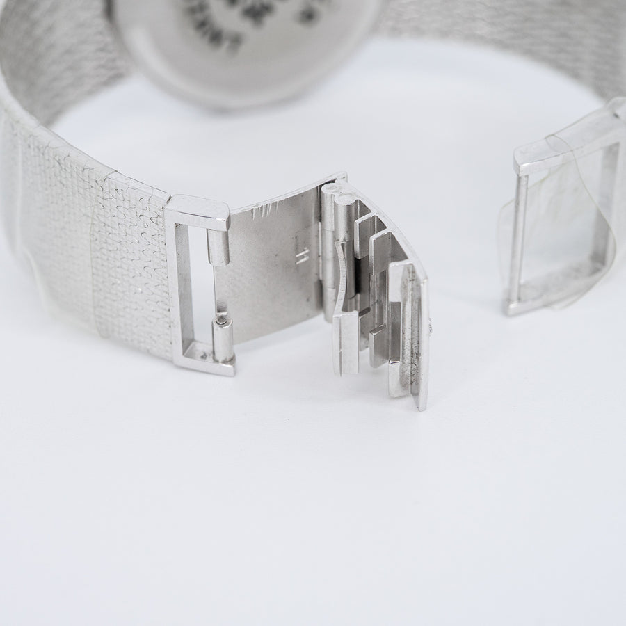 นาฬิกา Patek Philippe Patek Philippe Calatrava Ref.3611 18K White Gold Size 33mm.# (Used) #vrpa 0988