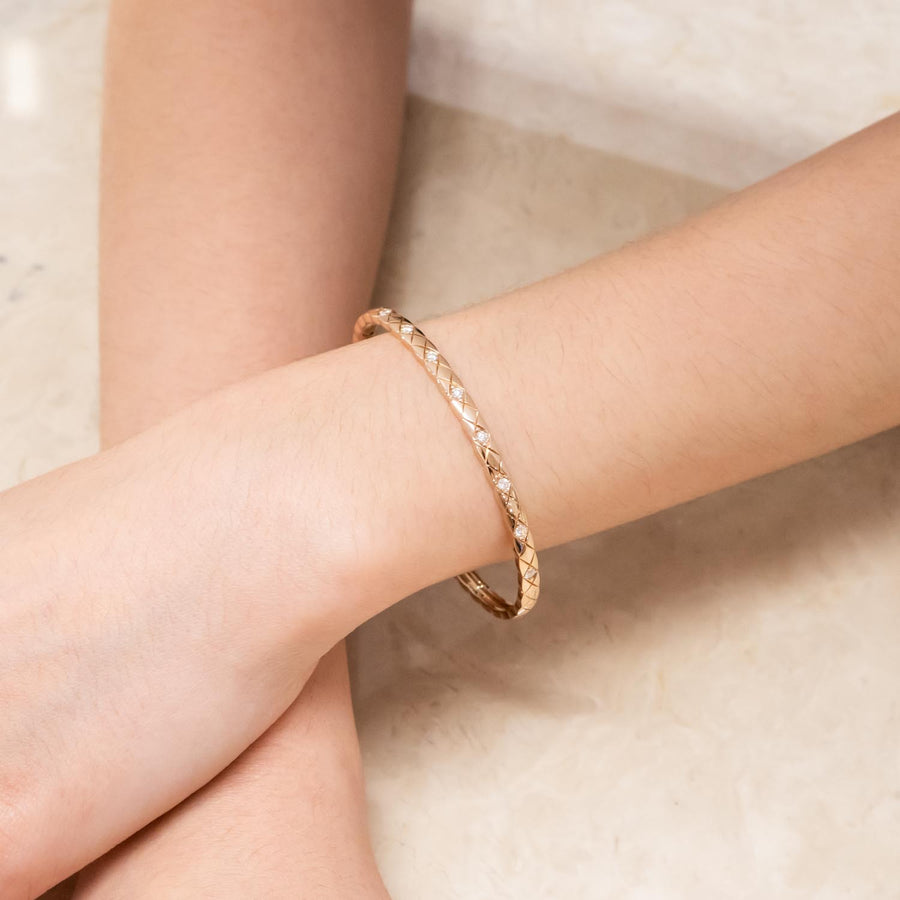 กำไลข้อมือ Chanel Coco Crush Bracelet with diamonds, Mini model Beige Gold Size M# (Used) #vrch 0993