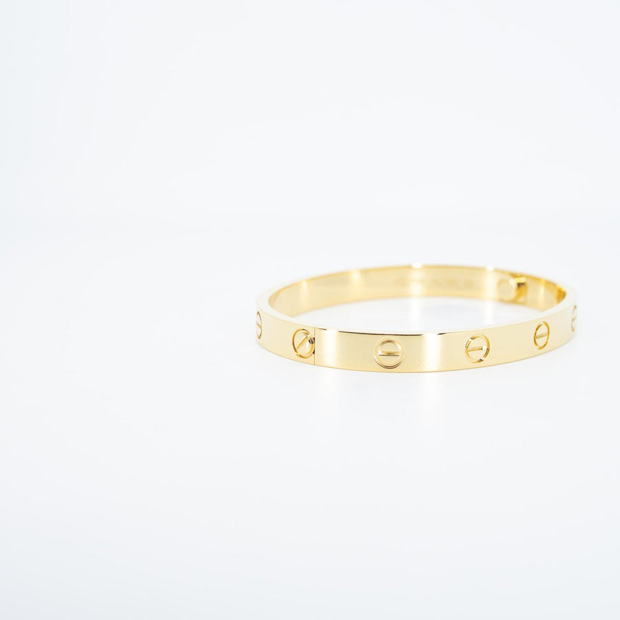 กำไลข้อมือ Cartier Love Bracelet 18K Yellow Gold Size 16# (Used) #vrcab 7529