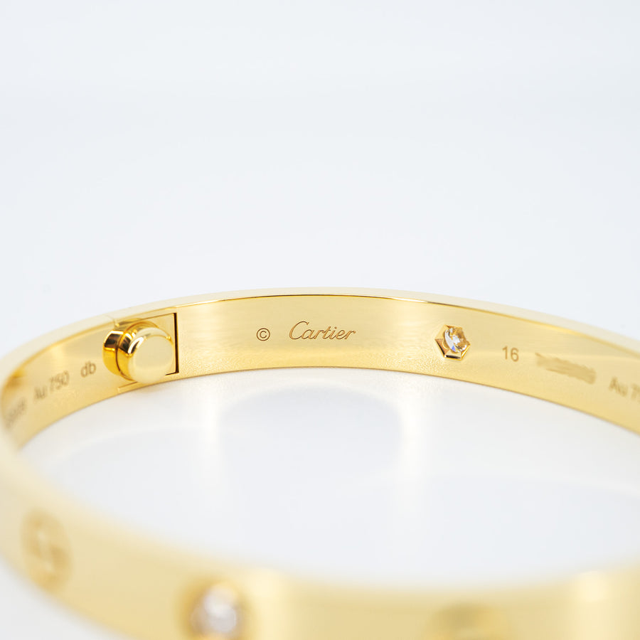 กำไลข้อมือ Cartier Love Bracelet, 4 diamonds 18K Yellow Gold Size 16# (Used) #vrca 1006