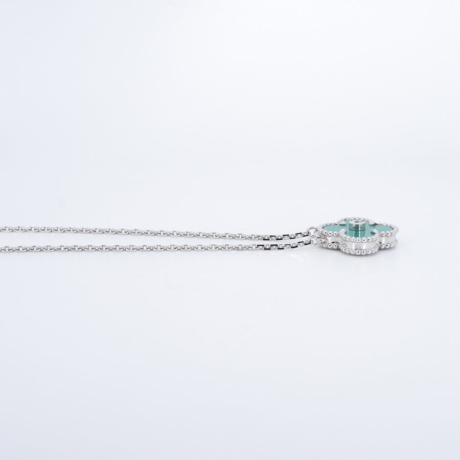 สร้อยและจี้ Van Cleef & Arpels Alhambra Holiday Pendant Necklace 2022 with Green Celadon and Diamonds 18K White Gold Size 37/41.5cm.# (Used) #vrvanl 7575