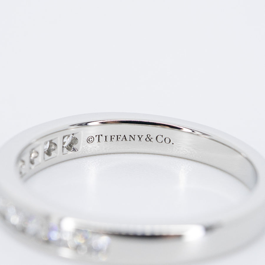 แหวน Tiffany & Co. Tiffany Setting Wedding Band with Half-Circle of Diamonds 3mm. Platinum950 Size 54# (Used) #vrti 1024