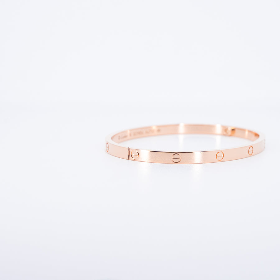 กำไลข้อมือ Cartier Love Bracelet, Small Model 18K Rose Gold Size 16# (Used) #vrcabim 7632