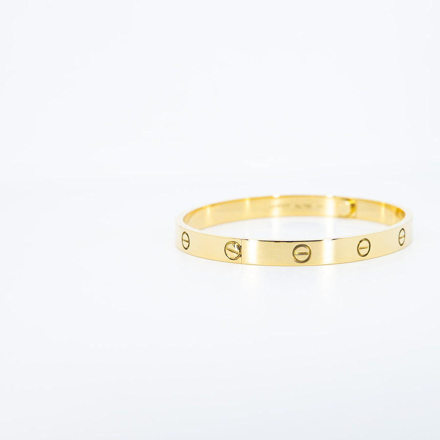 กำไลข้อมือ Cartier Love Bracelet 18K Yellow Gold Size 19# (Used) #vrca 1046