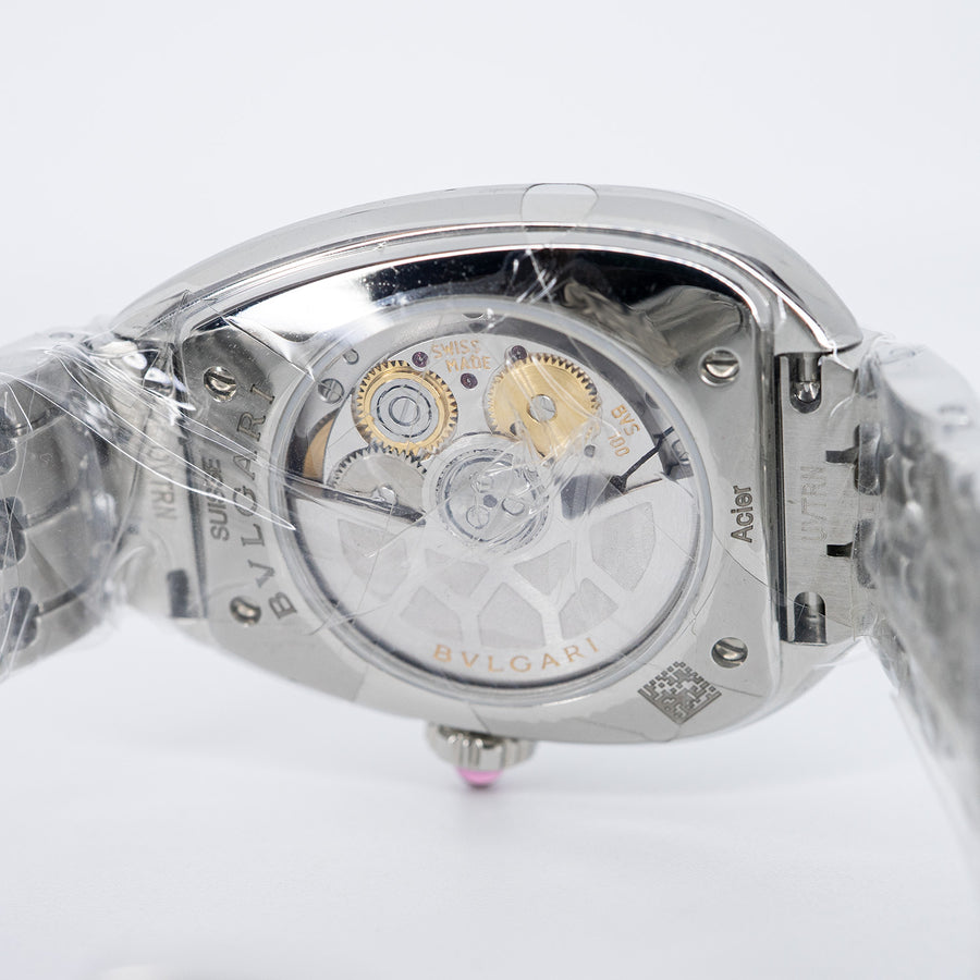 นาฬิกา Bvlgari Serpenti Seduttori automatic watch in stainless steel with diamond-set bezel and black lacquered dial Size 34mm.# (Used) #vrbv 1052