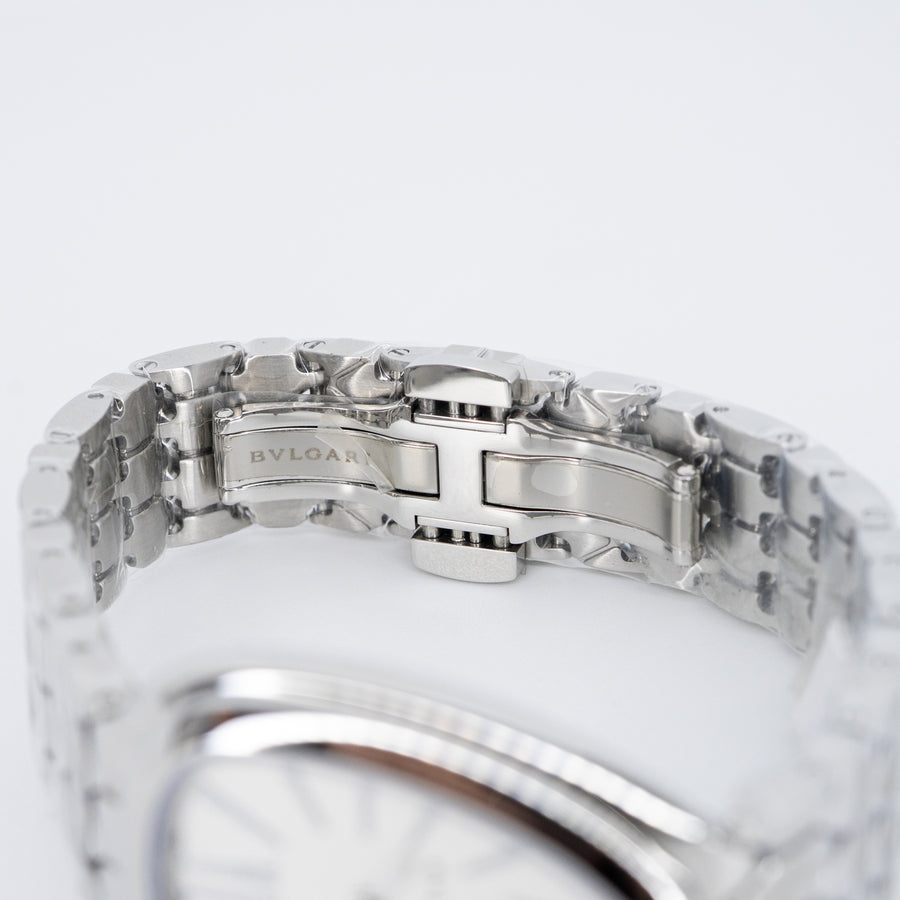 นาฬิกา Bvlgari Serpenti Seduttori watch with stainless steel case, stainless steel bracelet and a white silver opaline dial Size 33mm.# (Used) #vrbv 1049