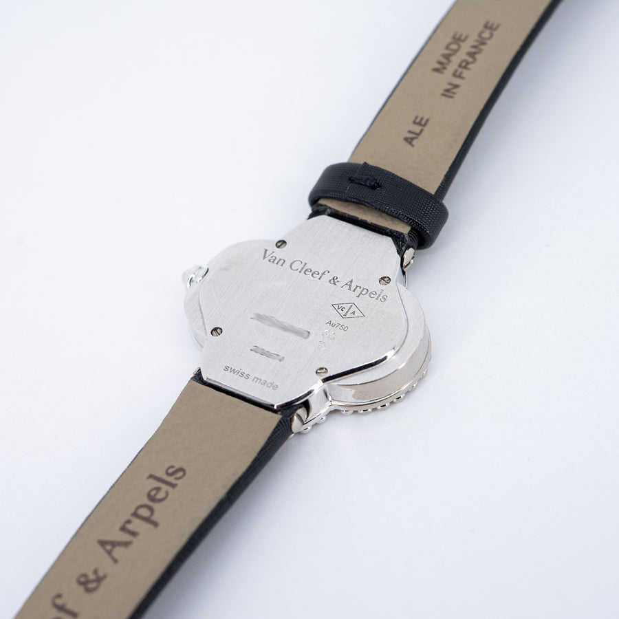 **Hold K.M**นาฬิกา Van Cleef & Arpels Alhambra watch, small model, Mother-of-pearl 18K White Gold (Used) #vrvaw 7621