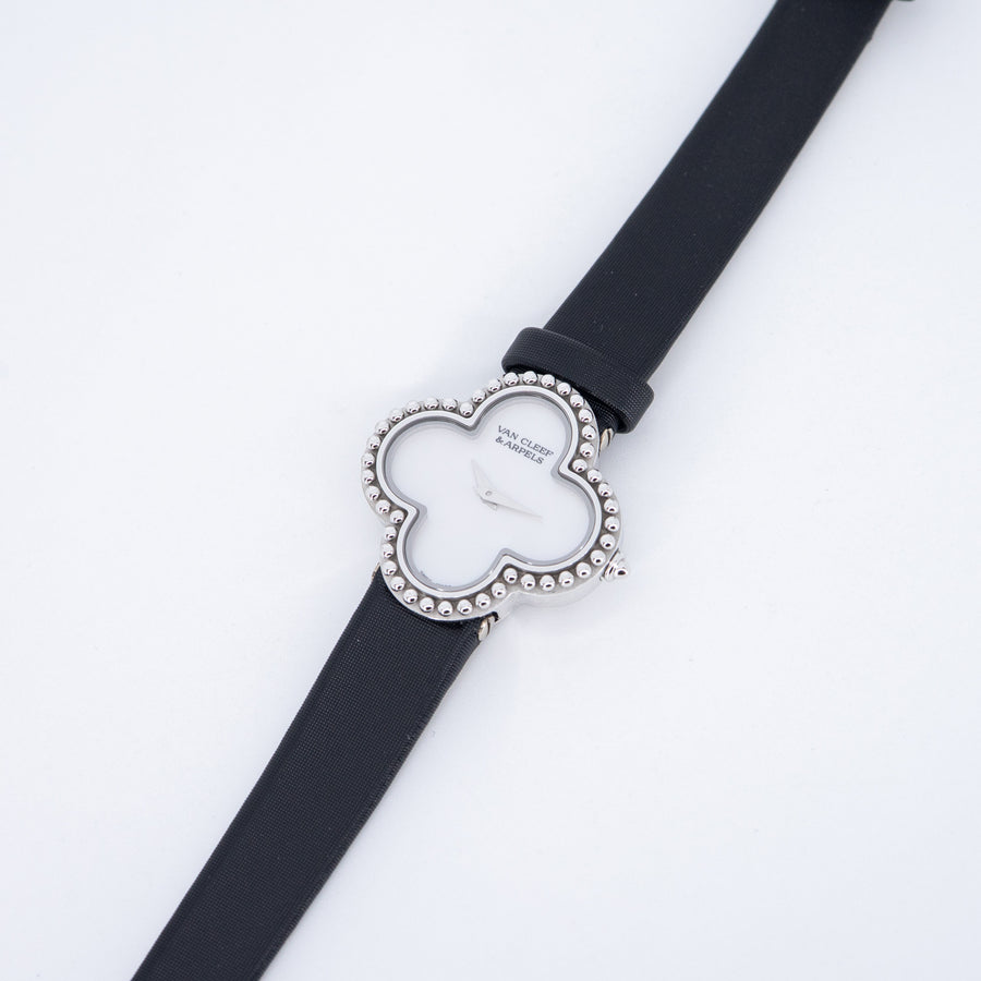 **Hold K.M**นาฬิกา Van Cleef & Arpels Alhambra watch, small model, Mother-of-pearl 18K White Gold (Used) #vrvaw 7621