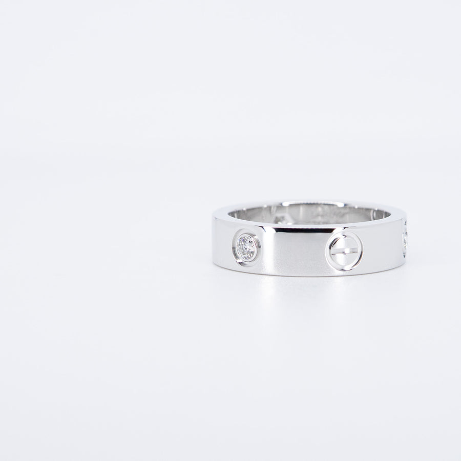 แหวน Cartier Love Ring, classic model, 3 diamonds 18K White Gold Size 56# (Used) #vrcarimt 7639