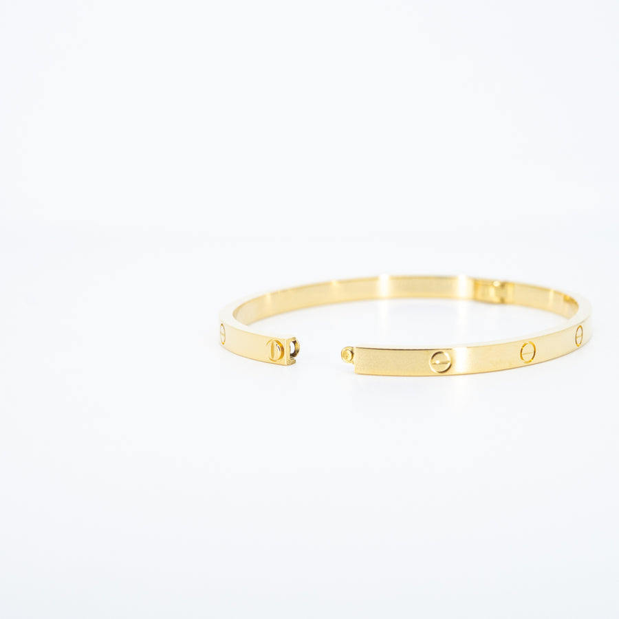 กำไลข้อมือ Cartier Love Bracelet, small model 18K Yellow Gold Size 15# (Used) #vrcab 7641