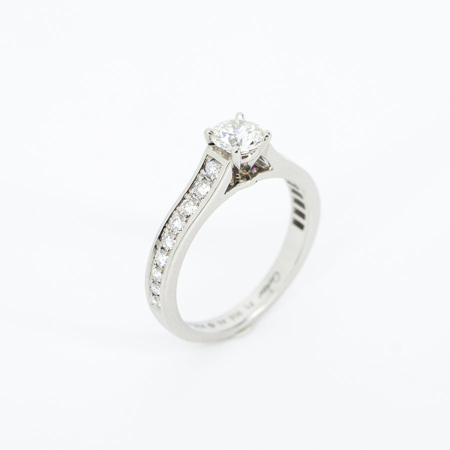 แหวน Cartier 1895 Solitaire ring with Pave Diamond Platinum950 0.31ct G VVS2  Size 46# (Used) #vrcarim 4144