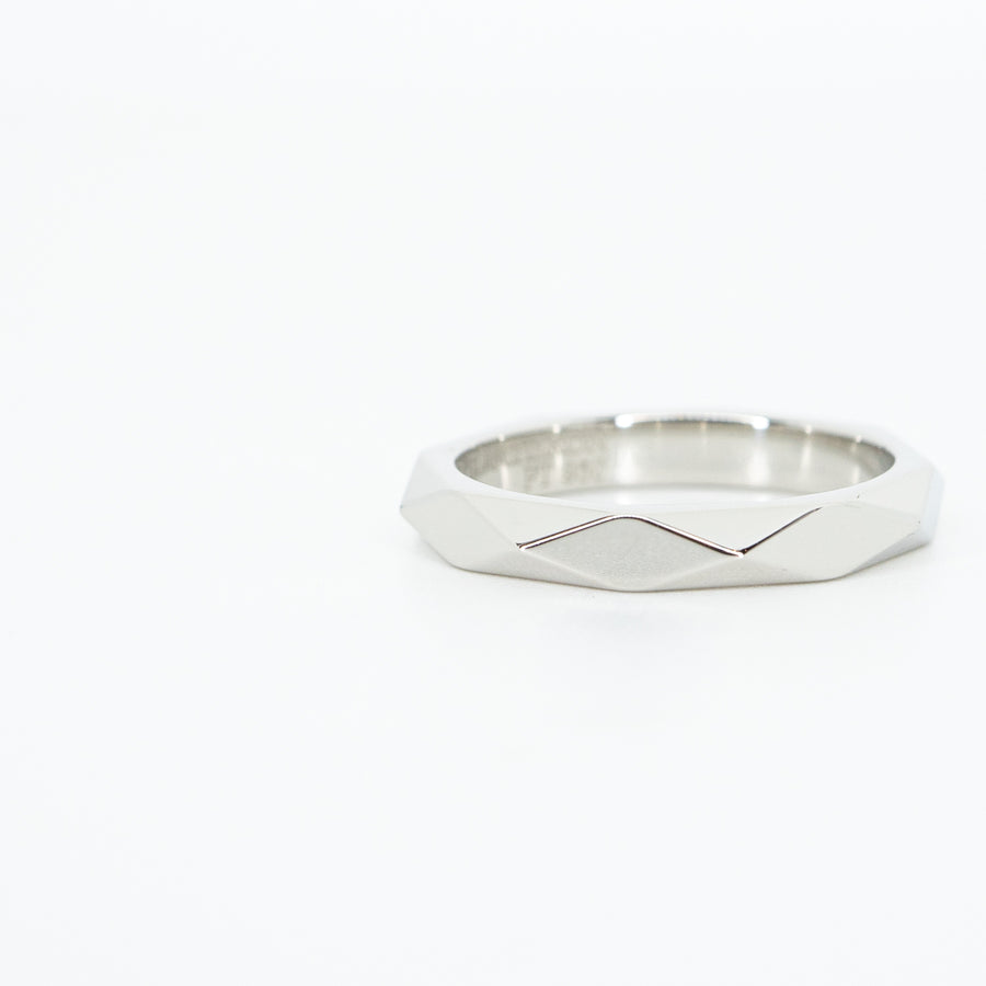 แหวน Boucheron Facette Band Platinum950 Size 47# (Used) #vrboim 2537